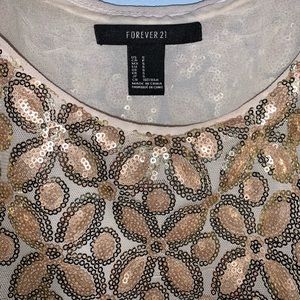 FOREVER 21- sequin flower design tank